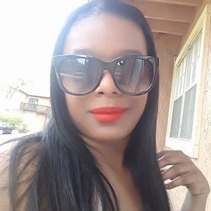 Meet your Posher, Krystal